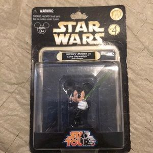 NEW Disney Star Wars Star Tours figure